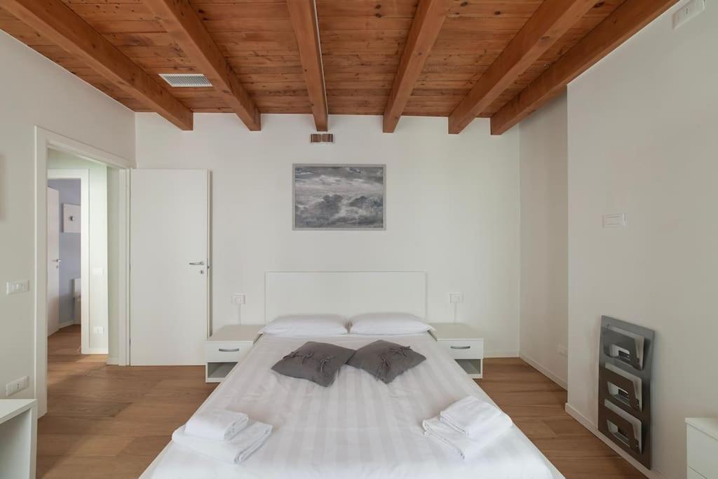 Dimora Acquamarina Apartment Венеция Екстериор снимка
