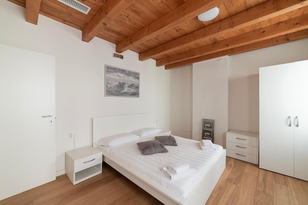 Dimora Acquamarina Apartment Венеция Екстериор снимка